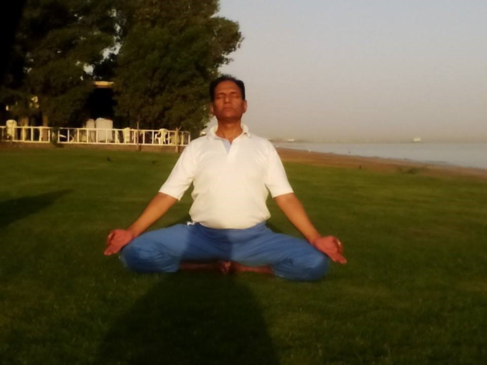 Celibacy Pose